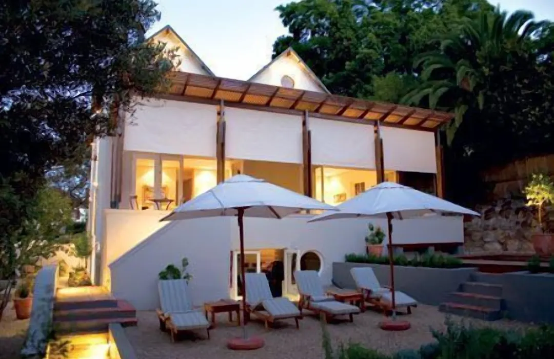 Four Rosmead Boutique Guesthouse-1